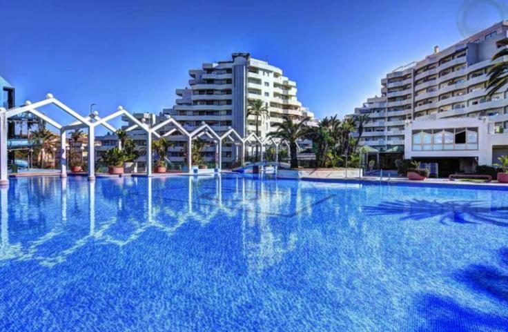 Benal beach suite, estudio con parque acuático y vistas al mar. Benalmádena Exterior foto