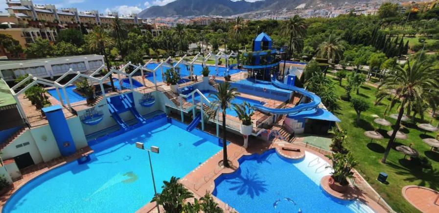 Benal beach suite, estudio con parque acuático y vistas al mar. Benalmádena Exterior foto