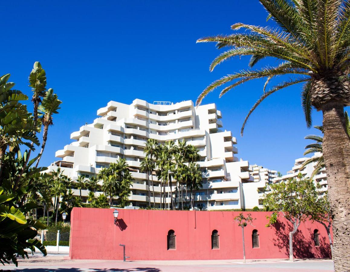 Benal beach suite, estudio con parque acuático y vistas al mar. Benalmádena Exterior foto
