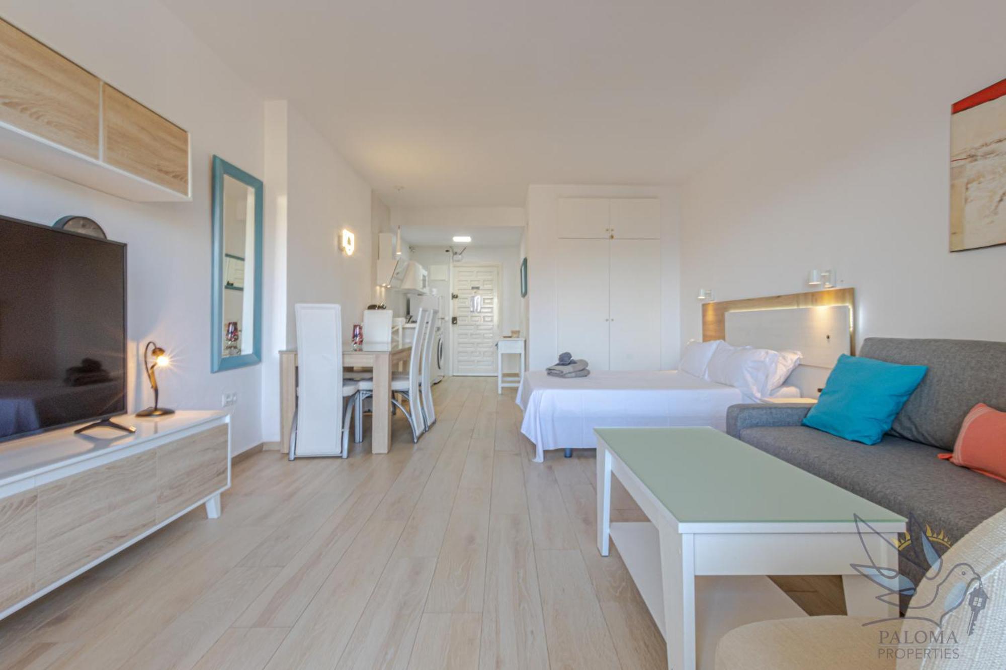 Benal beach suite, estudio con parque acuático y vistas al mar. Benalmádena Exterior foto