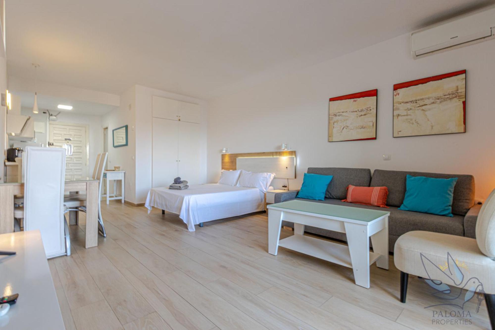 Benal beach suite, estudio con parque acuático y vistas al mar. Benalmádena Exterior foto